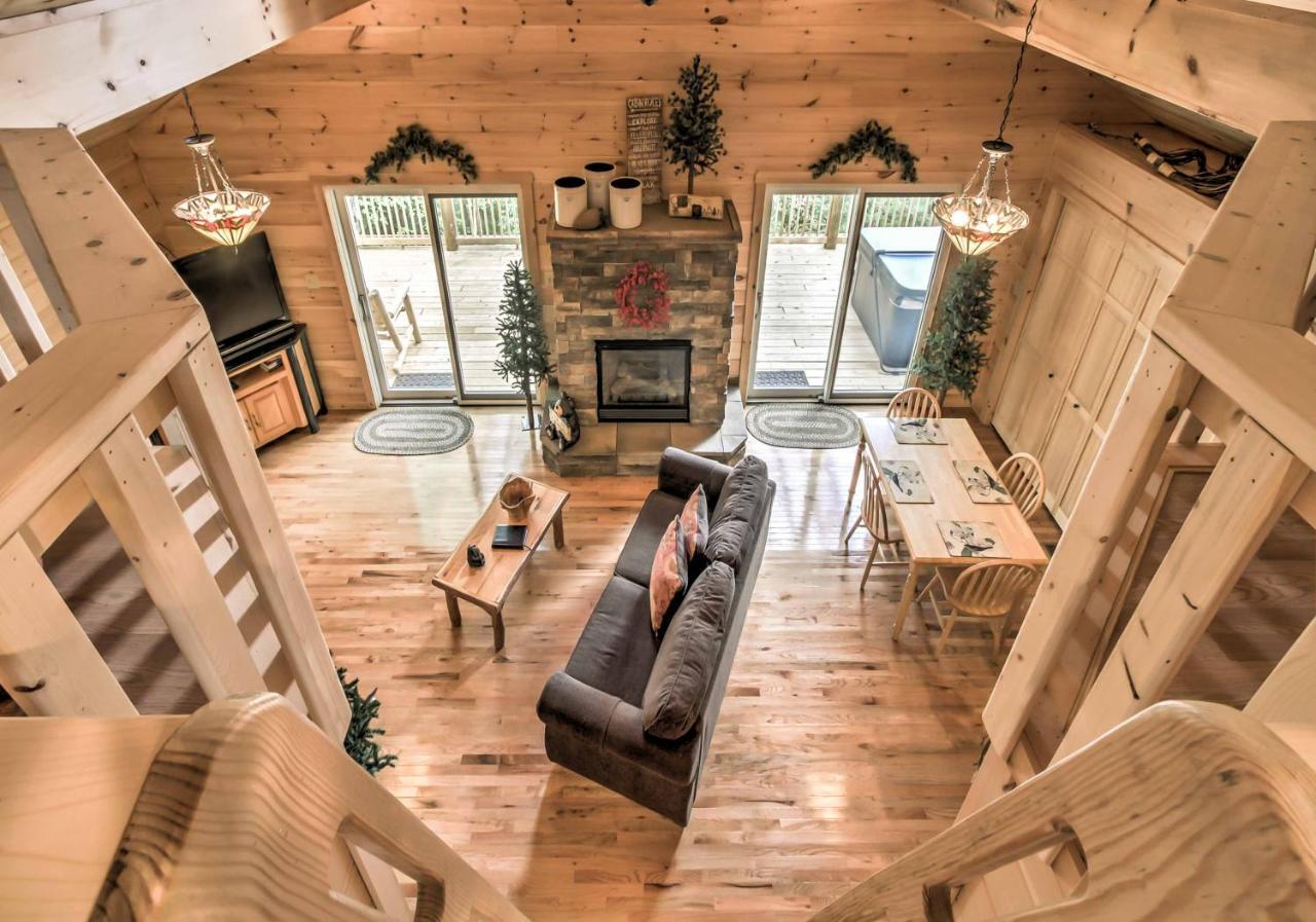 Private With Mountain Views And Loft Sevierville